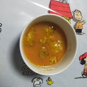 トマトジュースで☆ふわふわ鶏団子の具沢山スープ♪